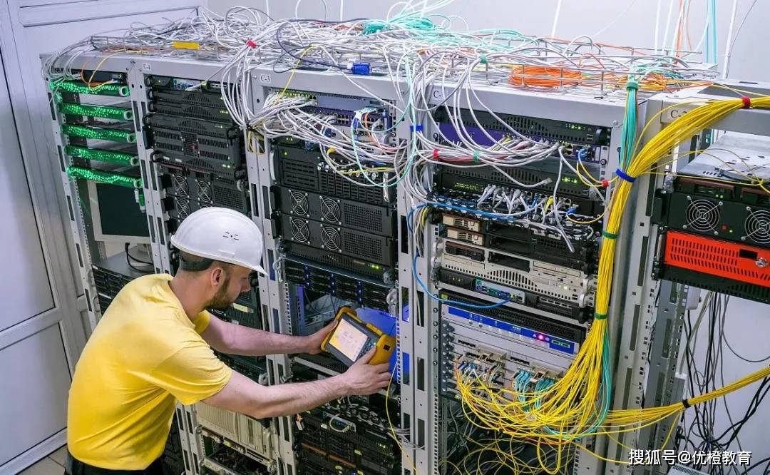 误读与变局 谈985高校对传统通信与网络工程专业的调整真相